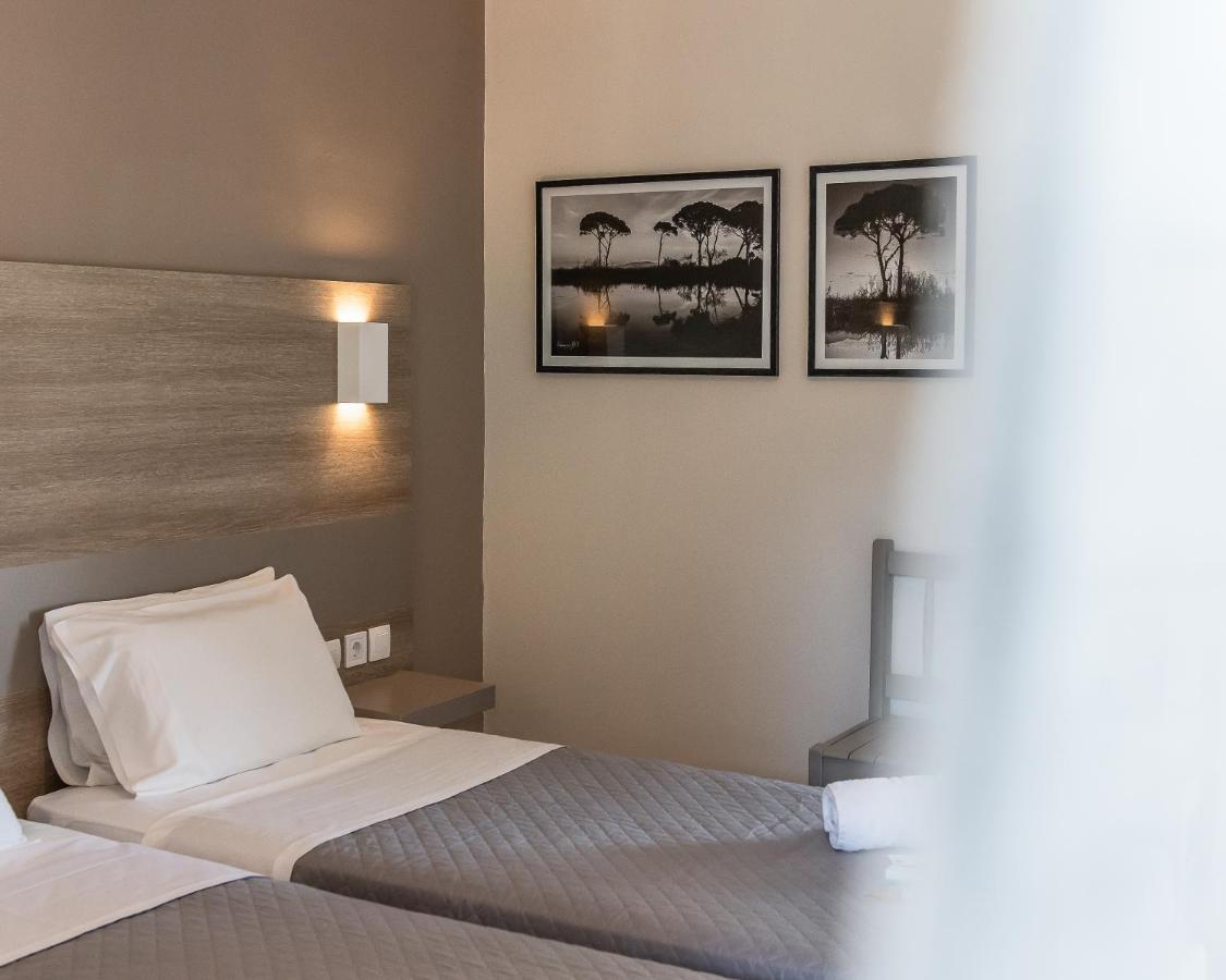 Seimeio Strofilia Hotel Kalogria  Bagian luar foto