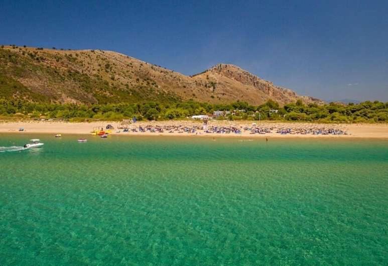 Seimeio Strofilia Hotel Kalogria  Bagian luar foto